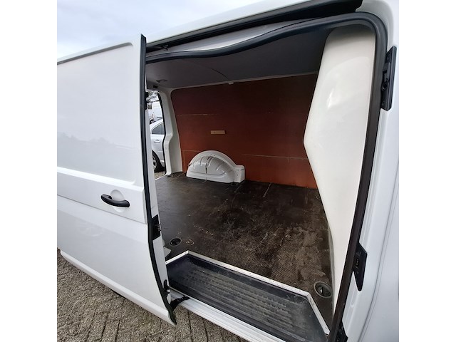 Bedrijfsauto, volkswagen, transporter, 2.0 tdi l1h1 dc budgetline, 2015 - afbeelding 2 van  13