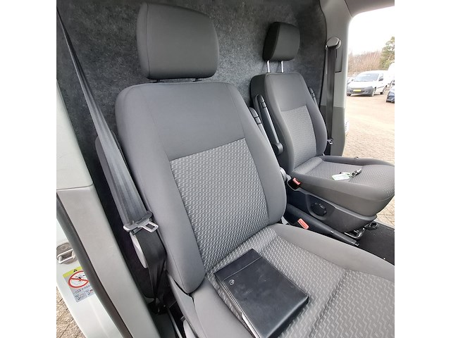 Bedrijfsauto, volkswagen, transporter, 2.0 tdi l1h1 dc budgetline, 2015 - afbeelding 4 van  13