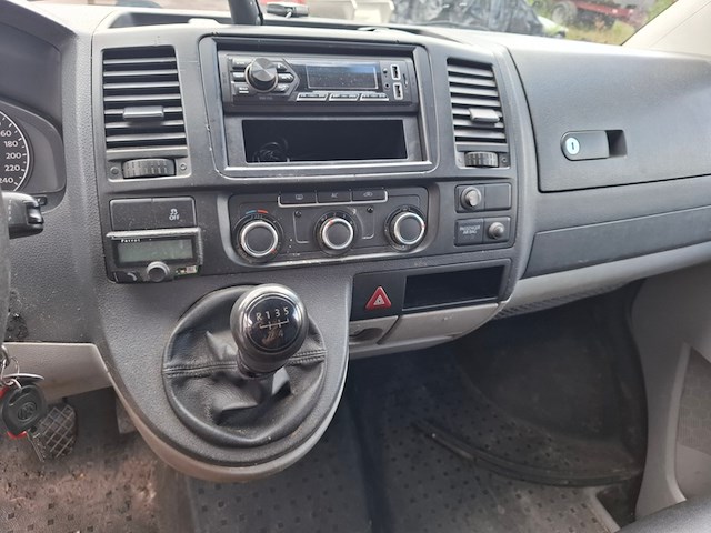 Bedrijfsauto, volkswagen, transporter 2.0 tdi l1h2, 2.0 tdi l1h2, 2010 - afbeelding 4 van  29