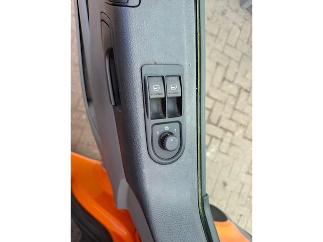 Bedrijfsauto, volkswagen, transporter 2.0 tdi l1h2, 2.0 tdi l1h2, 2010 - afbeelding 10 van  29