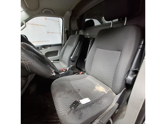 Bedrijfsauto, volkswagen, transporter, 2.0 tdi l2h1 bm dc trendline, 2012 - afbeelding 18 van  54