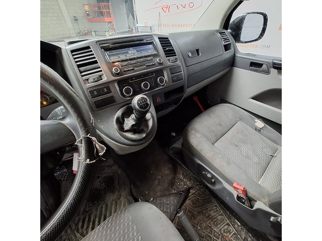 Bedrijfsauto, volkswagen, transporter, 2.0 tdi l2h1 bm dc trendline, 2012 - afbeelding 24 van  54