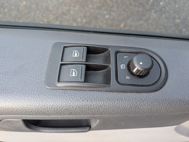 Bedrijfsauto, volkswagen, transporter 2.0 tdi l2h2 bm baseline, 2012 - afbeelding 11 van  49