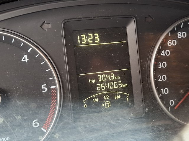 Bedrijfsauto, volkswagen, transporter 2.0tdi l1h2, 2010 - afbeelding 26 van  26