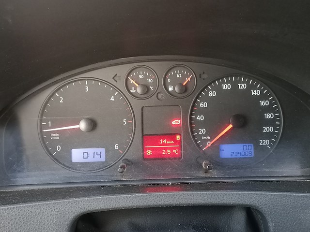 Bedrijfsauto, volkswagen, transporter 2.5 tdi 300 4motion trendline dc, 2008 - afbeelding 14 van  38