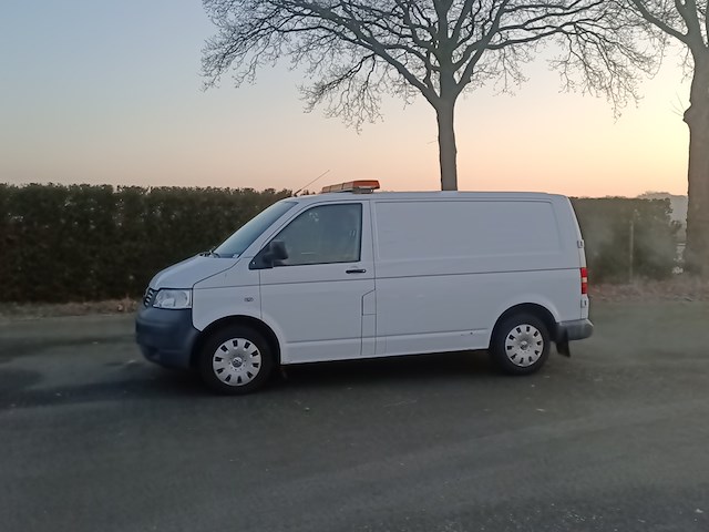 Bedrijfsauto, volkswagen, transporter 2.5 tdi 300 4motion trendline dc, 2008 - afbeelding 12 van  38