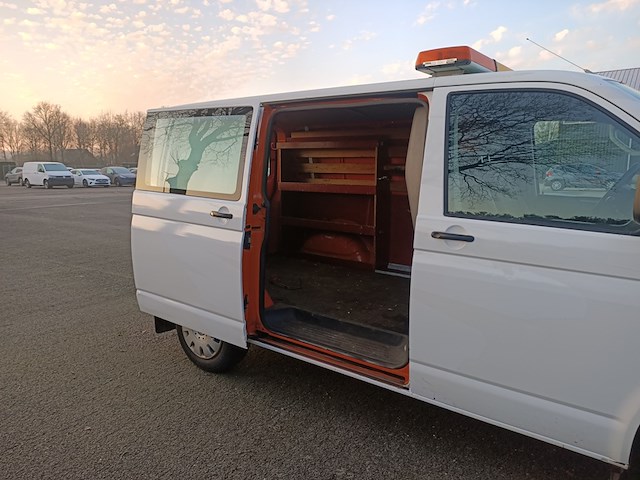 Bedrijfsauto, volkswagen, transporter 2.5 tdi 300 4motion trendline dc, 2008 - afbeelding 24 van  38