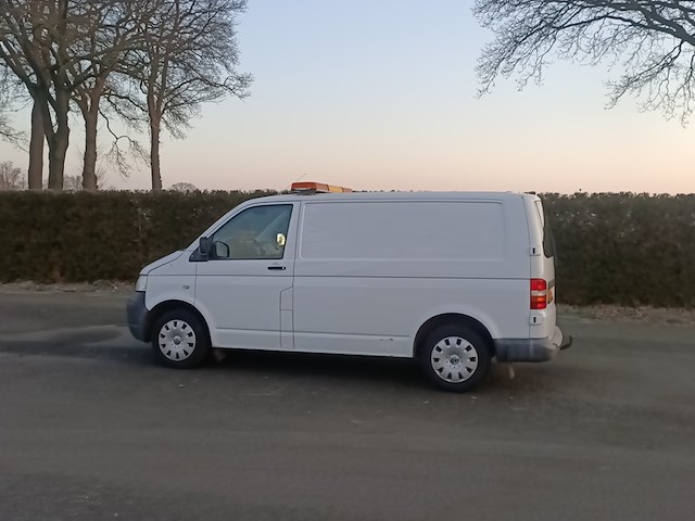 Bedrijfsauto, volkswagen, transporter 2.5 tdi 300 4motion trendline dc, 2008 - afbeelding 33 van  38