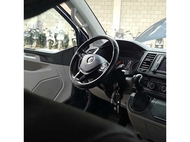 Bedrijfsauto, volkswagen, transporter doublecab 2.0 tdi 150kw, 2017 - afbeelding 32 van  52