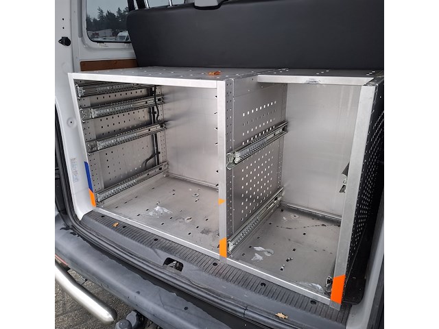 Bedrijfsauto, volkswagen, transporter - afbeelding 36 van  50