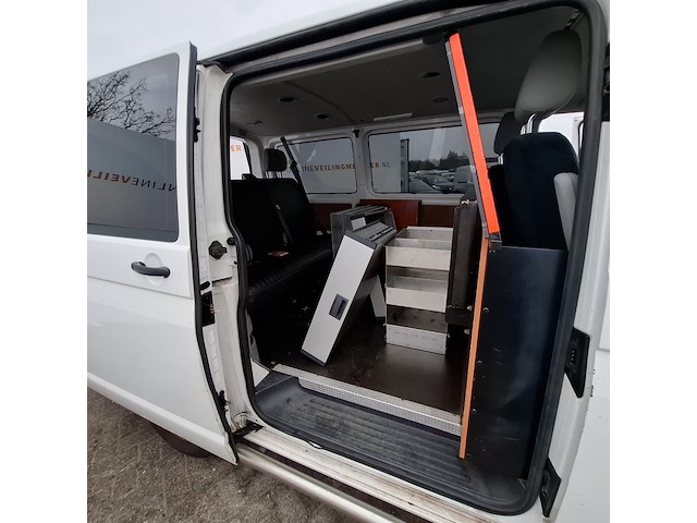Bedrijfsauto, volkswagen, transporter - afbeelding 38 van  50