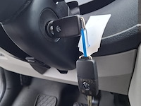 Bedrijfsauto, volkswagen, transporter - afbeelding 30 van  47