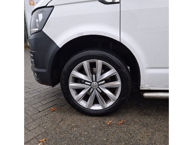 Bedrijfsauto, volkswagen, transporter - afbeelding 9 van  47