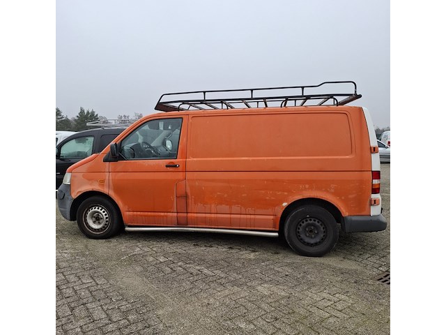 Bedrijfsauto, volkswagen, transporter - afbeelding 8 van  11