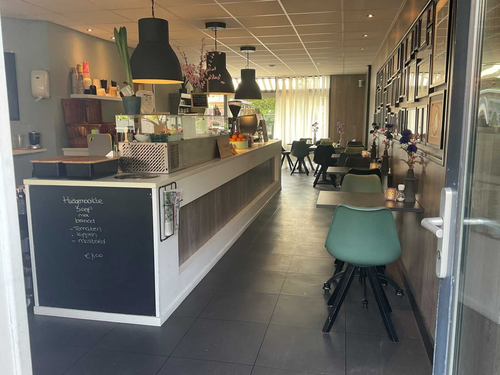 Bedrijfsbeëindiging lunchroom de broodjes bar