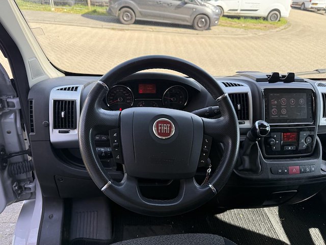 Bedrijfsbus fiat ducato 9v automaat met kenteken vfh-36-r - afbeelding 3 van  22
