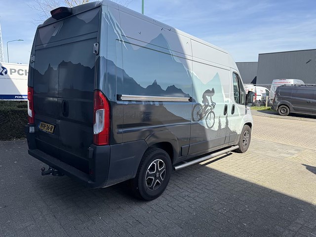 Bedrijfsbus fiat ducato 9v automaat met kenteken vfh-36-r - afbeelding 18 van  22