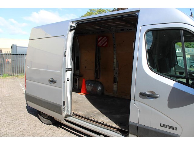 Bedrijfsbus nissan nv400 f35.13. met kilometerstand 154.313 km en kenteken vf-935-x. datum eerste tenaamste... - afbeelding 2 van  15
