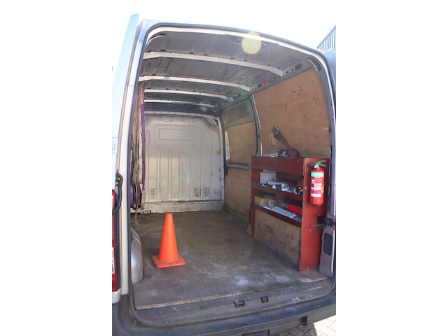 Bedrijfsbus nissan nv400 f35.13. met kilometerstand 154.313 km en kenteken vf-935-x. datum eerste tenaamste... - afbeelding 5 van  15