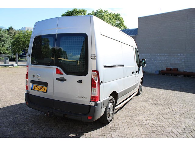 Bedrijfsbus nissan nv400 f35.13. met kilometerstand 154.313 km en kenteken vf-935-x. datum eerste tenaamste... - afbeelding 9 van  15