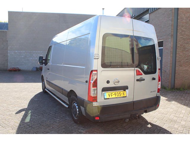 Bedrijfsbus nissan nv400 f35.13. met kilometerstand 154.313 km en kenteken vf-935-x. datum eerste tenaamste... - afbeelding 10 van  15