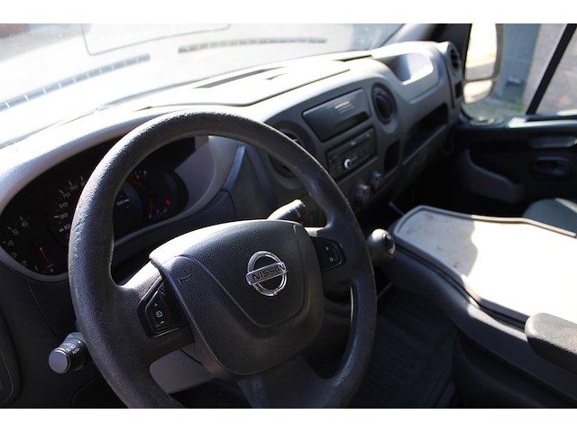 Bedrijfsbus nissan nv400 f35.13. met kilometerstand 154.313 km en kenteken vf-935-x. datum eerste tenaamste... - afbeelding 14 van  15