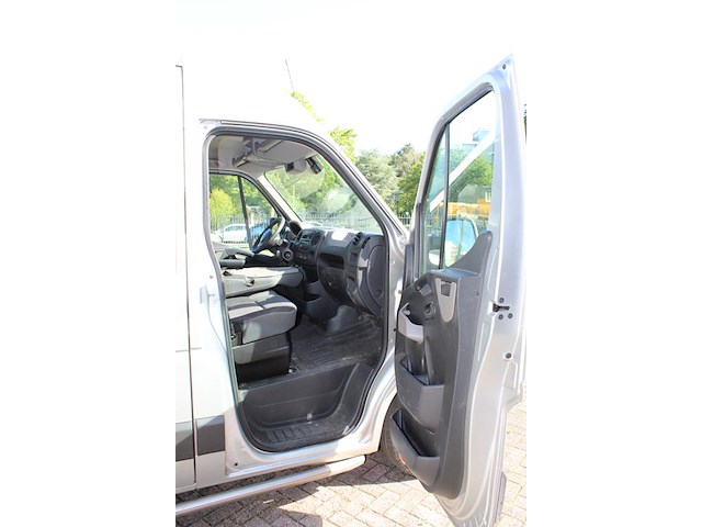 Bedrijfsbus nissan nv400 f35.13. met kilometerstand 154.313 km en kenteken vf-935-x. datum eerste tenaamste... - afbeelding 15 van  15