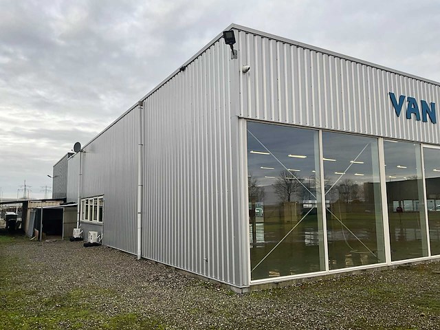 Bedrijfsgebouw 1074m2 - afbeelding 4 van  95