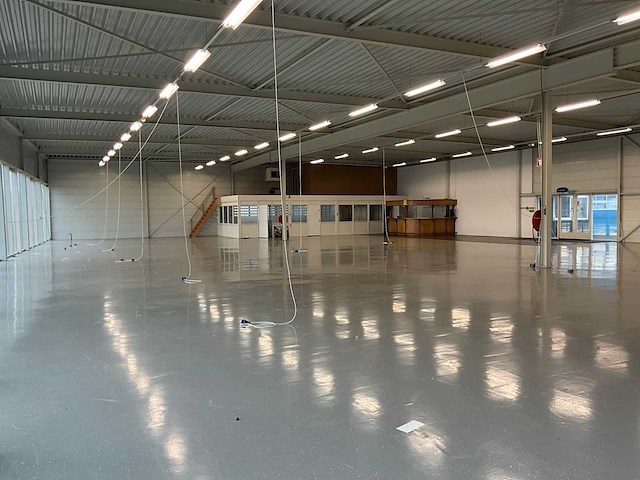 Bedrijfsgebouw 1074m2 - afbeelding 30 van  95