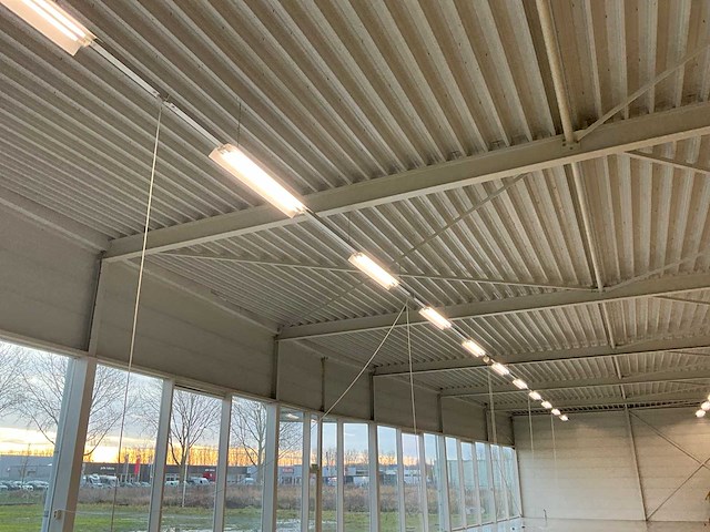 Bedrijfsgebouw 1074m2 - afbeelding 33 van  95