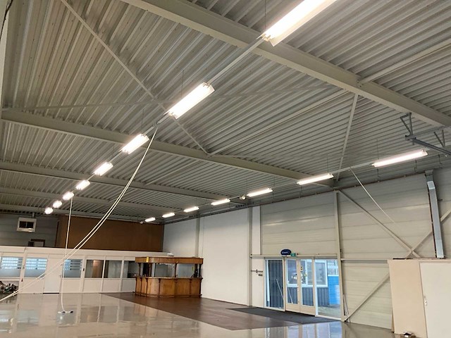 Bedrijfsgebouw 1074m2 - afbeelding 35 van  95