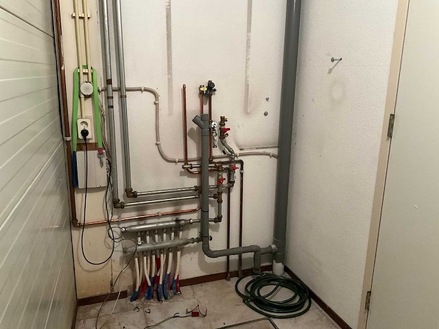 Bedrijfsgebouw 1074m2 - afbeelding 59 van  95