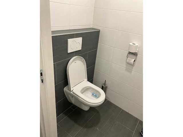 Bedrijfsgebouw 1074m2 - afbeelding 64 van  95