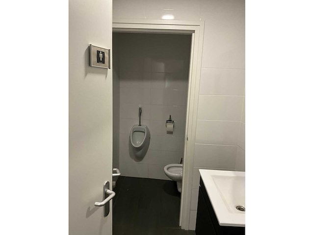 Bedrijfsgebouw 1074m2 - afbeelding 66 van  95