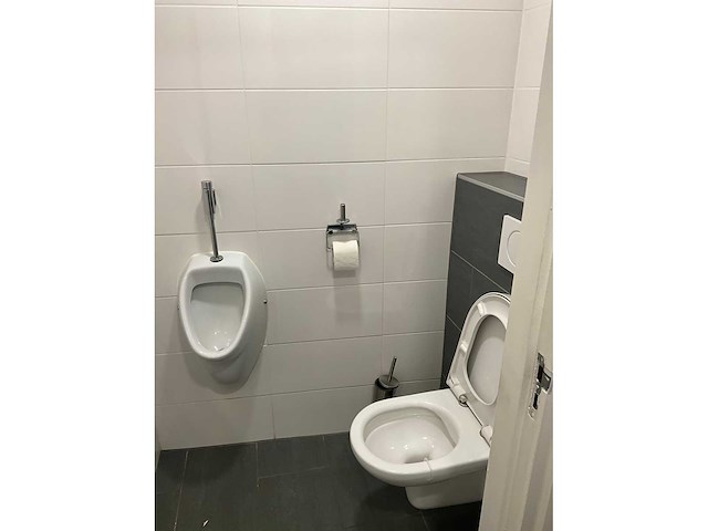 Bedrijfsgebouw 1074m2 - afbeelding 68 van  95