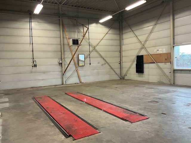 Bedrijfsgebouw 1074m2 - afbeelding 70 van  95