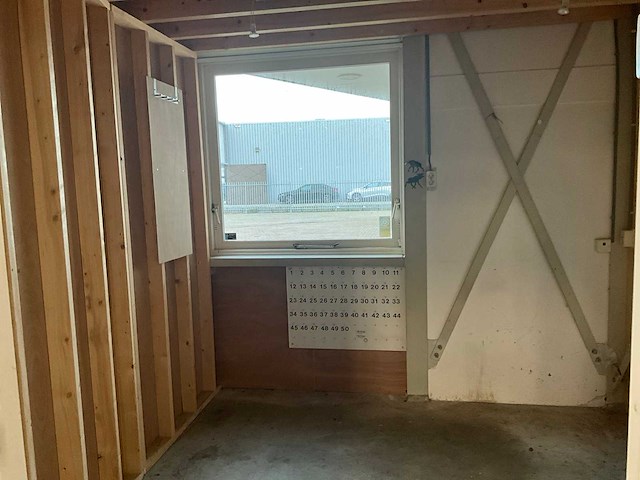 Bedrijfsgebouw 1074m2 - afbeelding 74 van  95