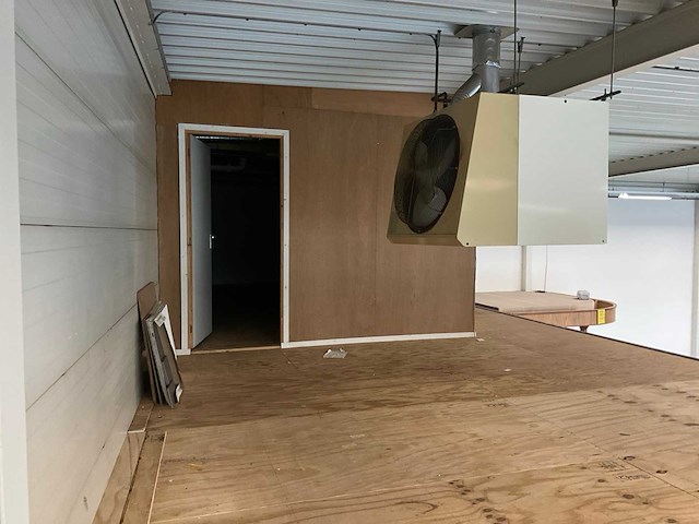 Bedrijfsgebouw 1074m2 - afbeelding 87 van  95