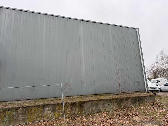 Bedrijfshal met staalconstructie 25x13 meter (325m2) - afbeelding 4 van  12