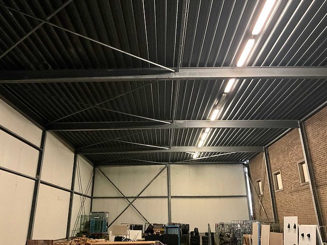 Bedrijfshal met staalconstructie 25x13 meter (325m2) - afbeelding 6 van  12
