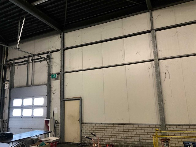 Bedrijfshal met staalconstructie 25x13 meter (325m2) - afbeelding 11 van  12