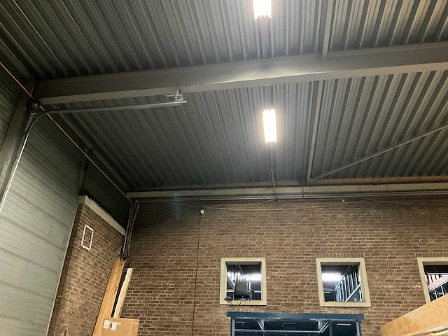 Bedrijfshal met staalconstructie 30x16,5 meter (500m2) - afbeelding 5 van  19