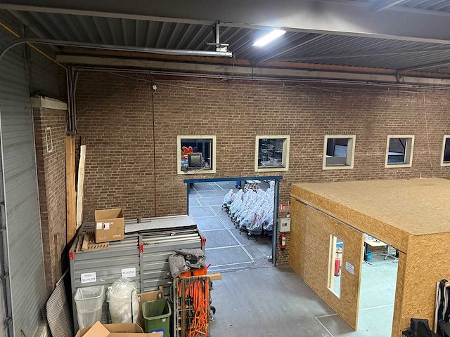 Bedrijfshal met staalconstructie 30x16,5 meter (500m2) - afbeelding 14 van  19