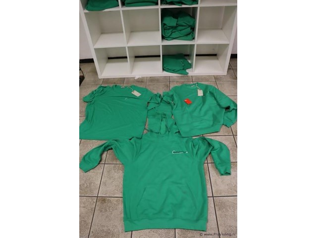 Bedrijfskleding - partij o.a. sweet t-shirts & sweaters, diverse maten - afbeelding 2 van  5