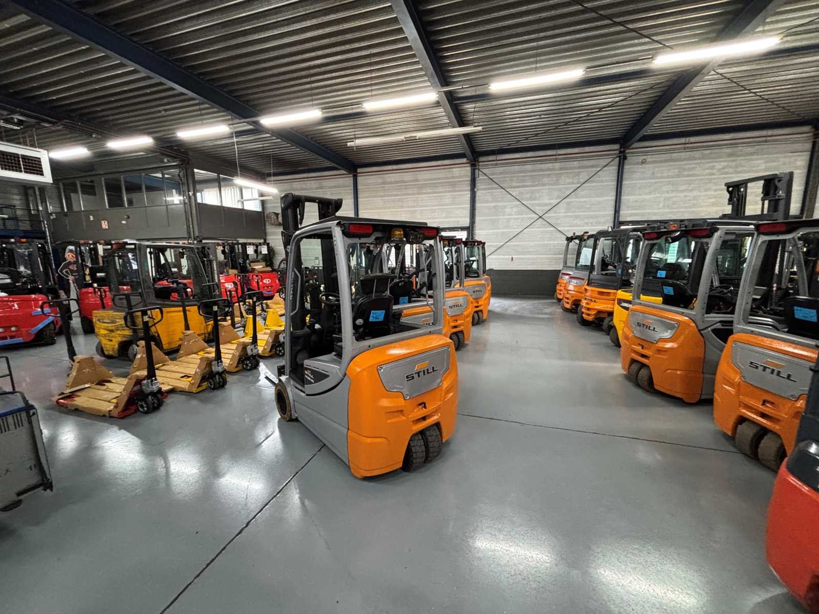 Bedrijfsopschoning heftrucks, gereedschappen & quads