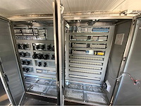 Bedrijfsunit met rvs technische installatie - afbeelding 3 van  19