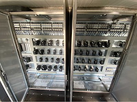 Bedrijfsunit met rvs technische installatie - afbeelding 4 van  19