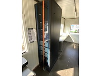 Bedrijfsunit met rvs technische installatie - afbeelding 6 van  19