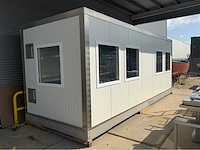Bedrijfsunit met rvs technische installatie - afbeelding 12 van  19