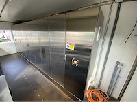 Bedrijfsunit met rvs technische installatie - afbeelding 17 van  19